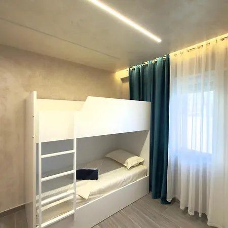 - Qerret, Golem, Durres Apartament