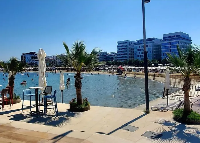 & Vacations - Qerret, Golem, Durres 格勒姆